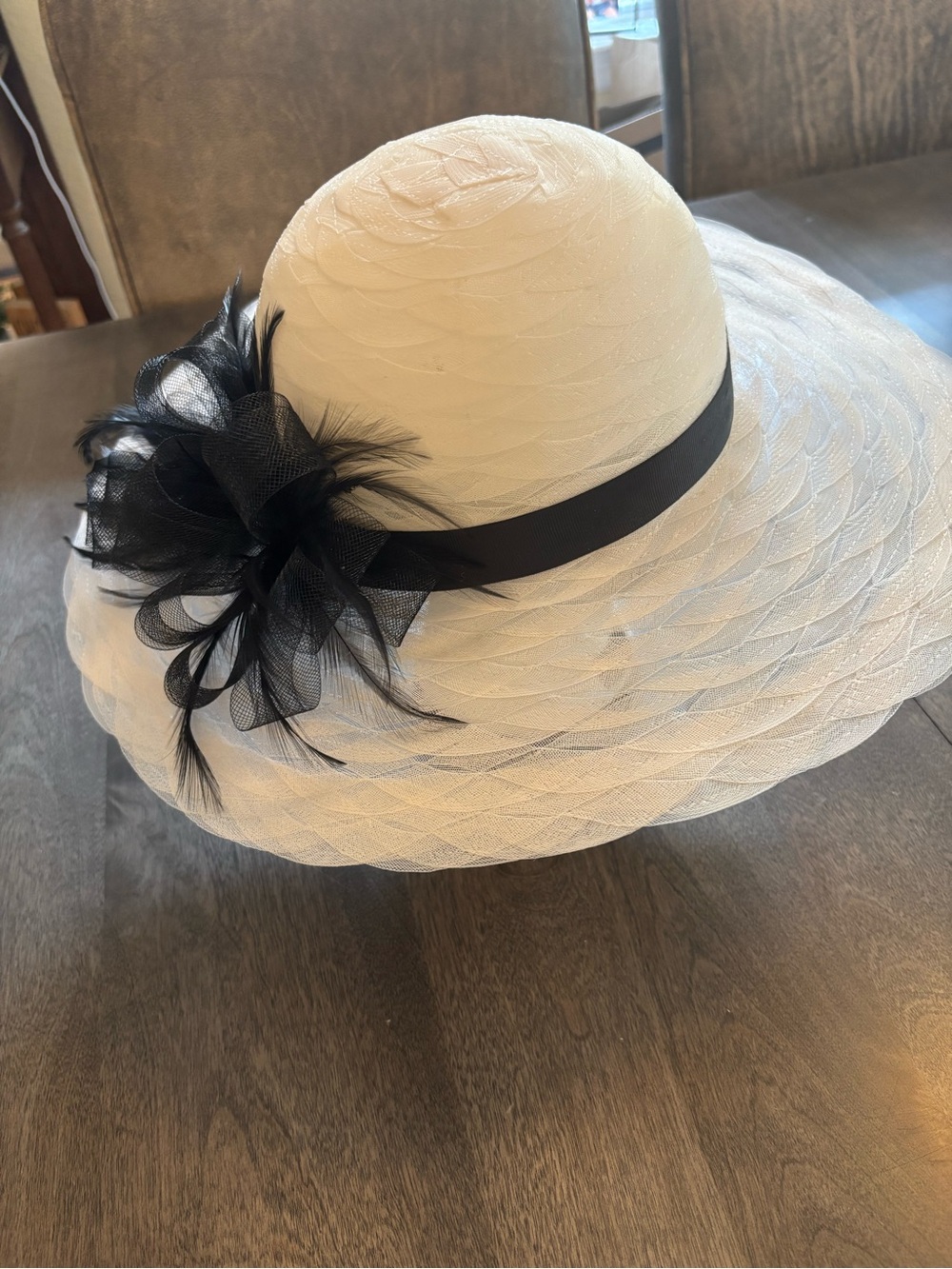 Kate Landry White Wide-Brim Hat with Black Ribbon and Feather Detail